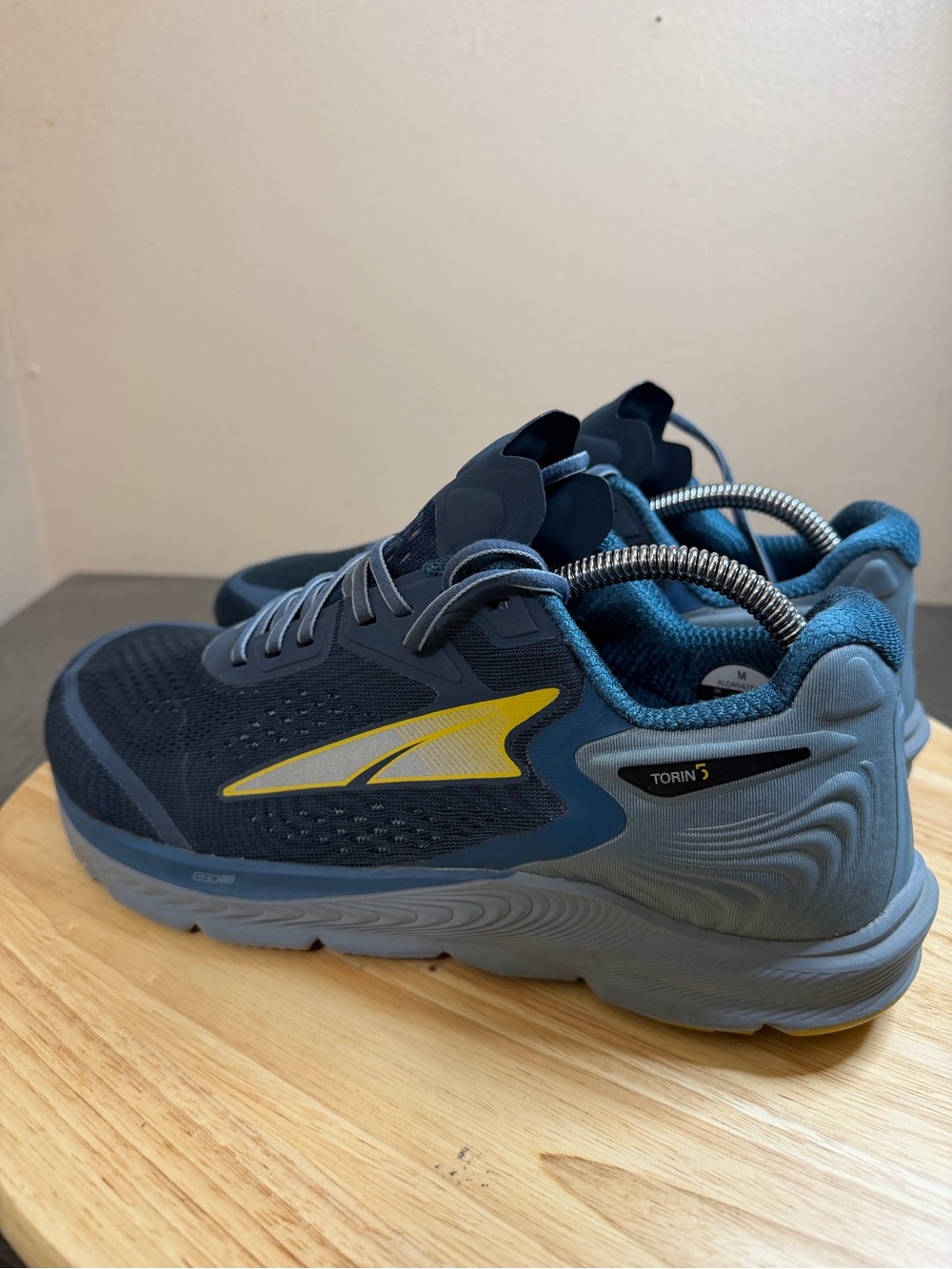 Altra Men’s Torin 5 running shoes - Picture 2 of 12